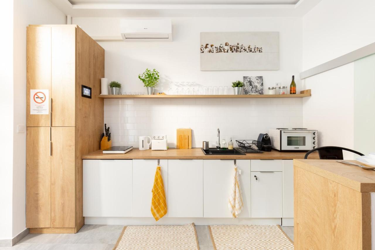 Stylish And Smart Apartment In The Center Budapest Exterior foto